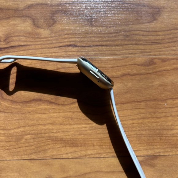 Fitbit Sense Watch - Picture 6 of 8